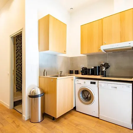Apartmán Modern Flat Near The Old Port